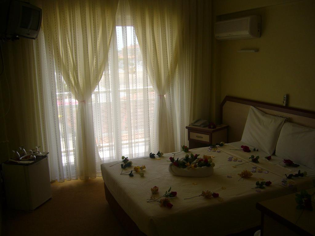 Sirin Villa Чешме Екстер'єр фото
